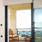 Sugar And Almond Hotel 4*