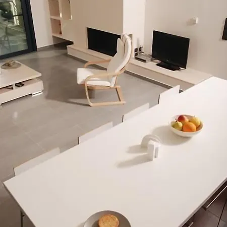 Sugar And Almond Hotel