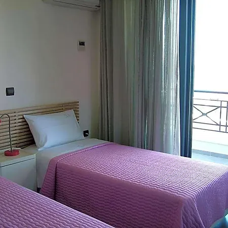 Hotel Sugar And Almond Karousádes