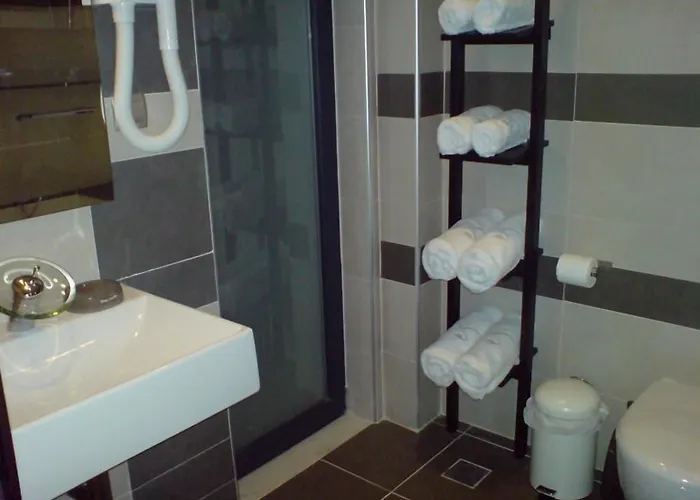 Sugar And Almond Hotel 4*